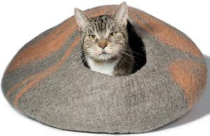 Kittikubbi-Cat-Bed-Cave-Hideout