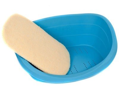 All-Year-Plastic-Pet-Bed-With-Soft-Pad